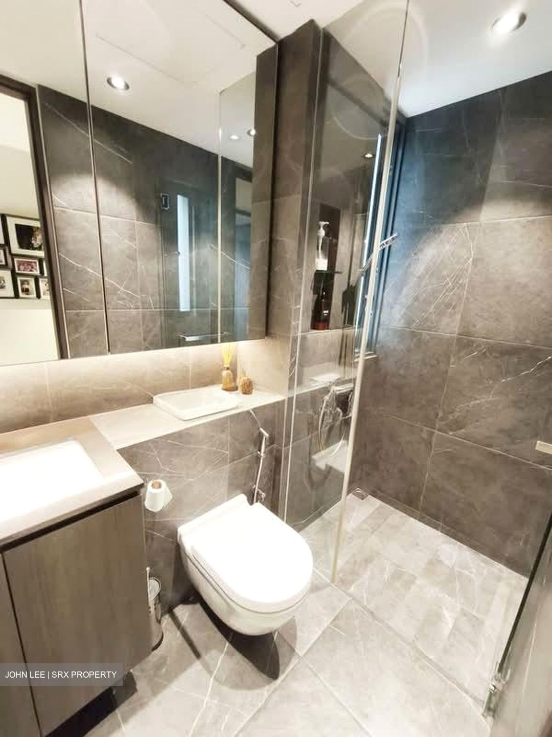 The Arte (D12), Condominium #593675531